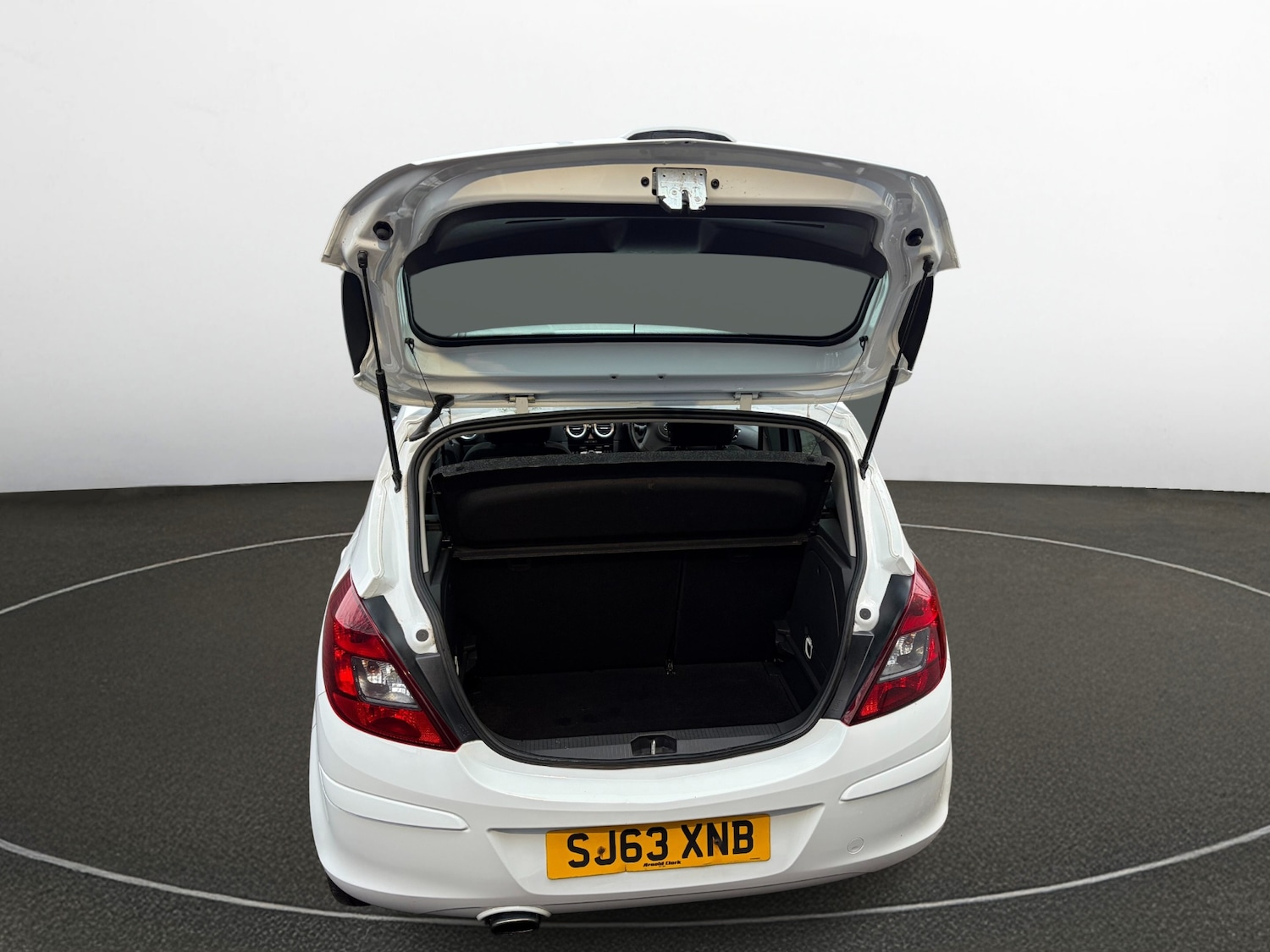 Used Vauxhall Corsa 2013 for sale - 77639244: Photo 5