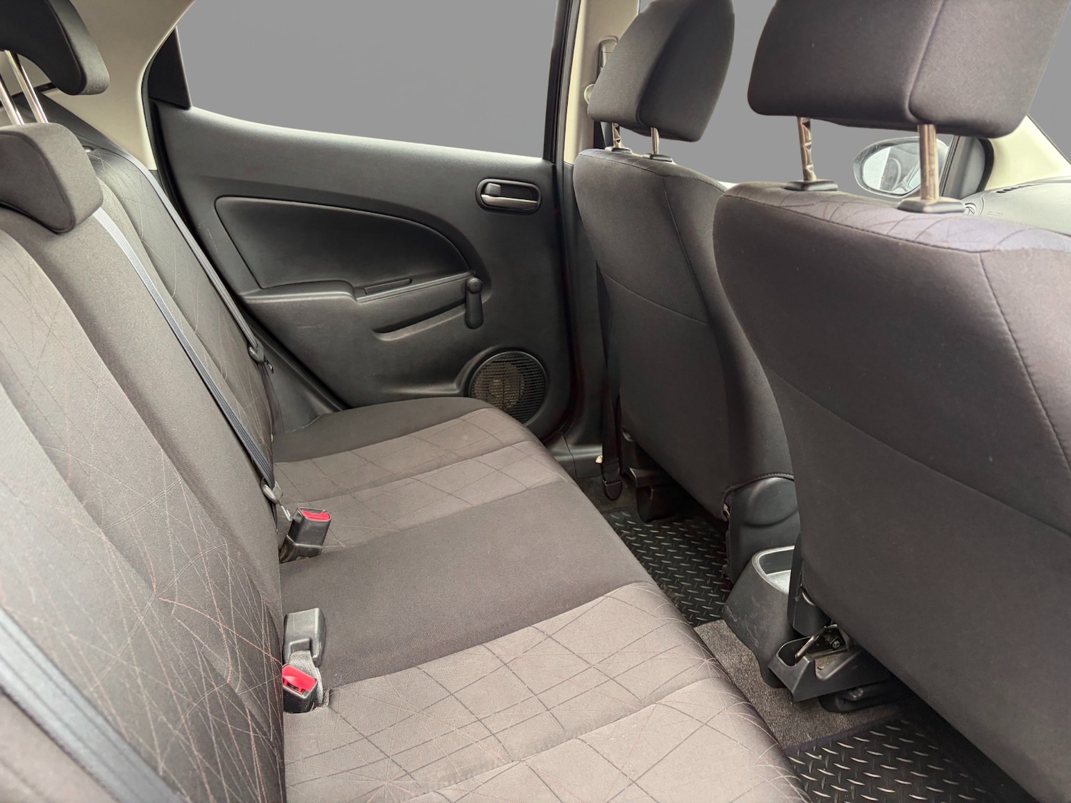 Used Mazda Mazda2 2012 for sale - 77984846: Photo 11