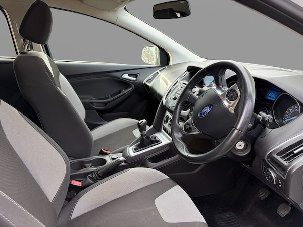 Used Ford Focus 2012 for sale - 76181122: Photo 11