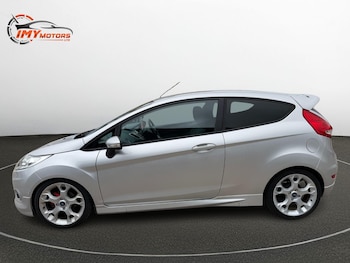 Used Ford Fiesta 2010 for sale - 79490191: Photo