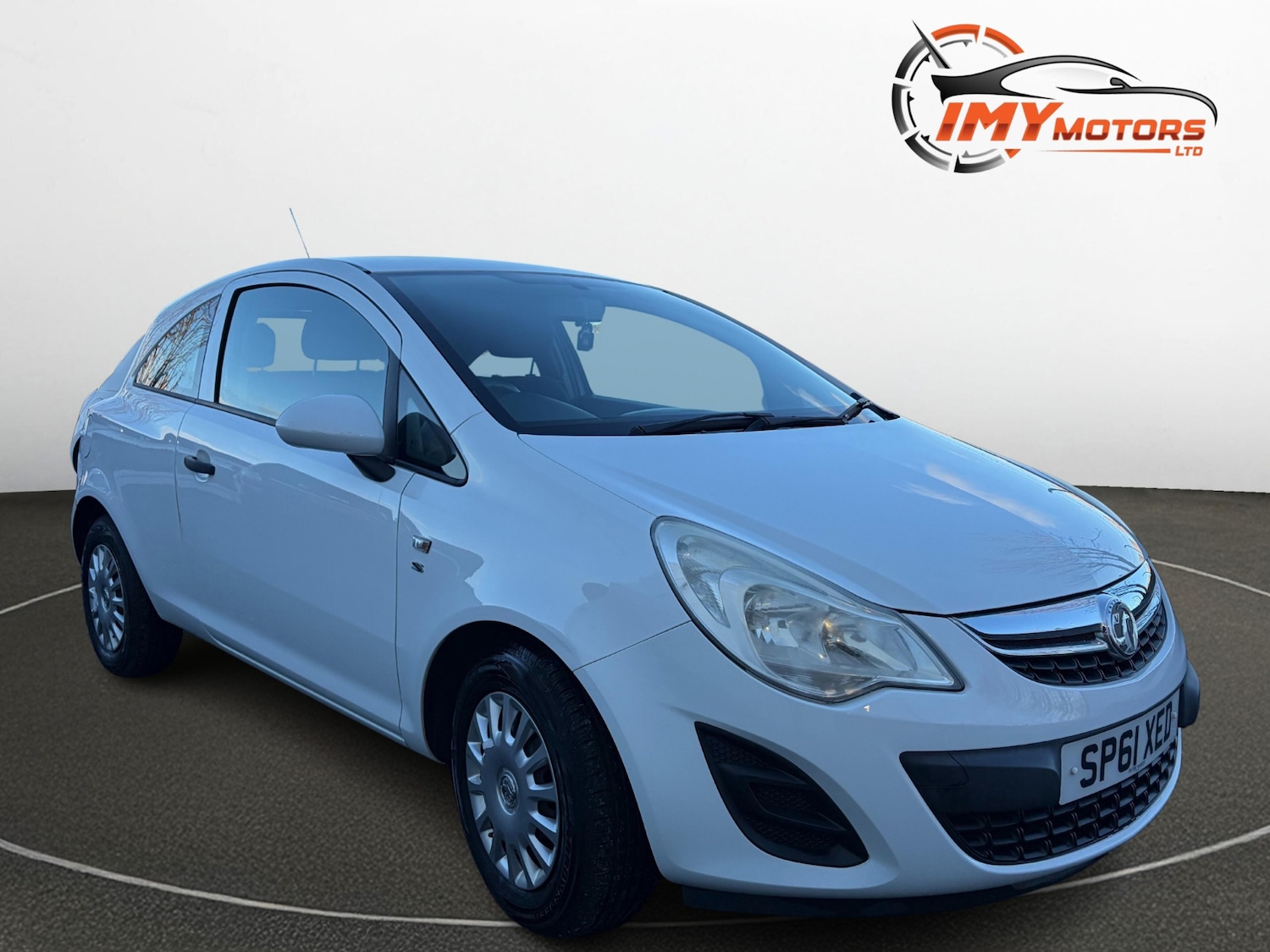 Used Vauxhall Corsa 2011 for sale - 77208851: Photo 2