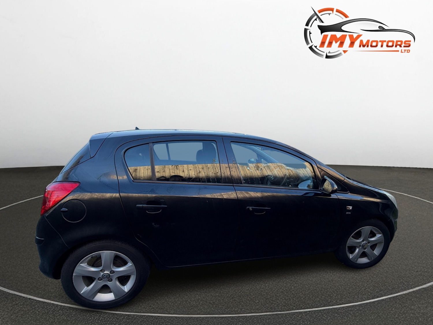 Used Vauxhall Corsa 2014 for sale - 76344340: Photo 3