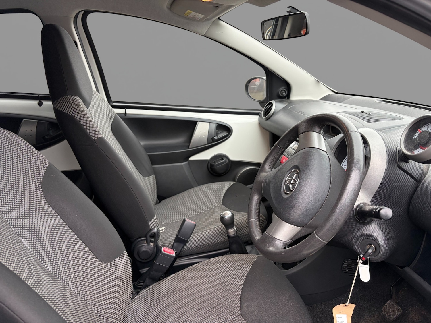 Used Toyota AYGO 2014 for sale - 77669369: Photo 11
