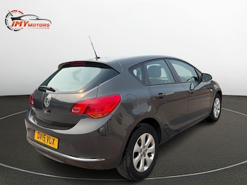 Used Vauxhall Astra 2015 for sale - 79309226: Photo