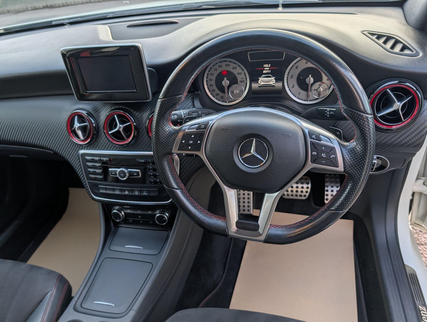 Used Mercedes-Benz A-Class 2015 for sale - 77537326: Photo 22