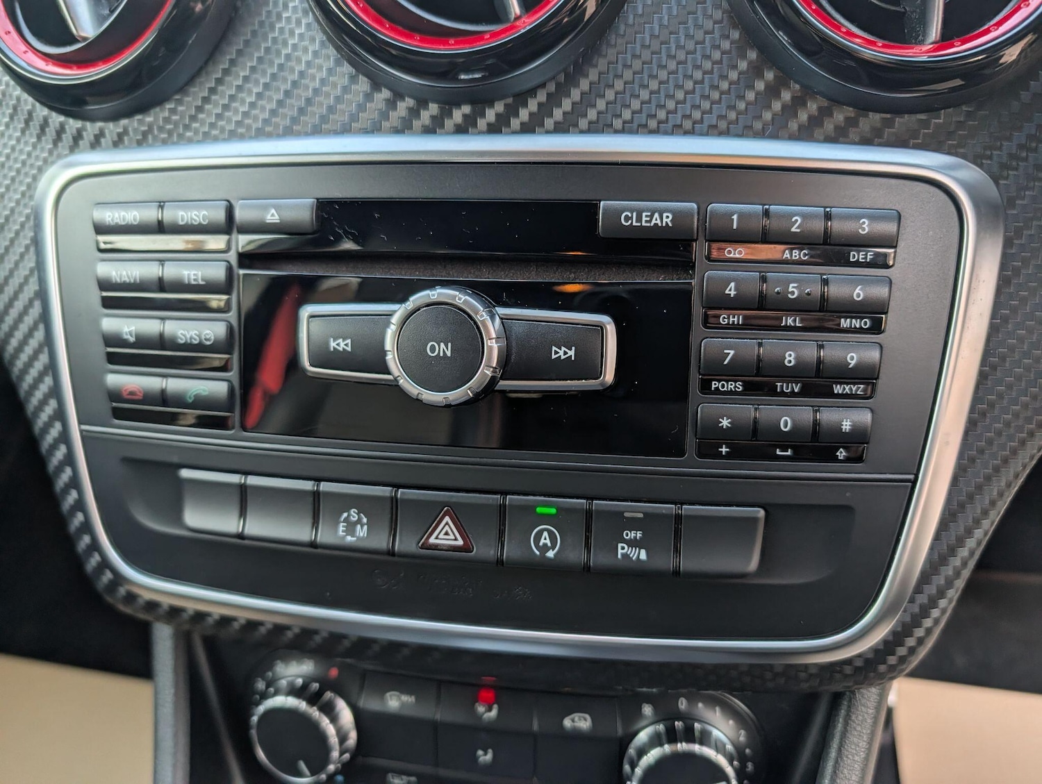 Used Mercedes-Benz A-Class 2015 for sale - 77537326: Photo 26