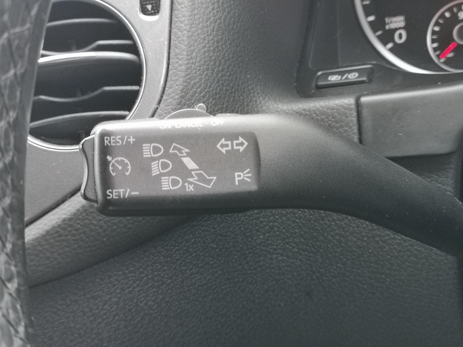 Used Volkswagen Tiguan 2012 for sale - 77131316: Photo 21