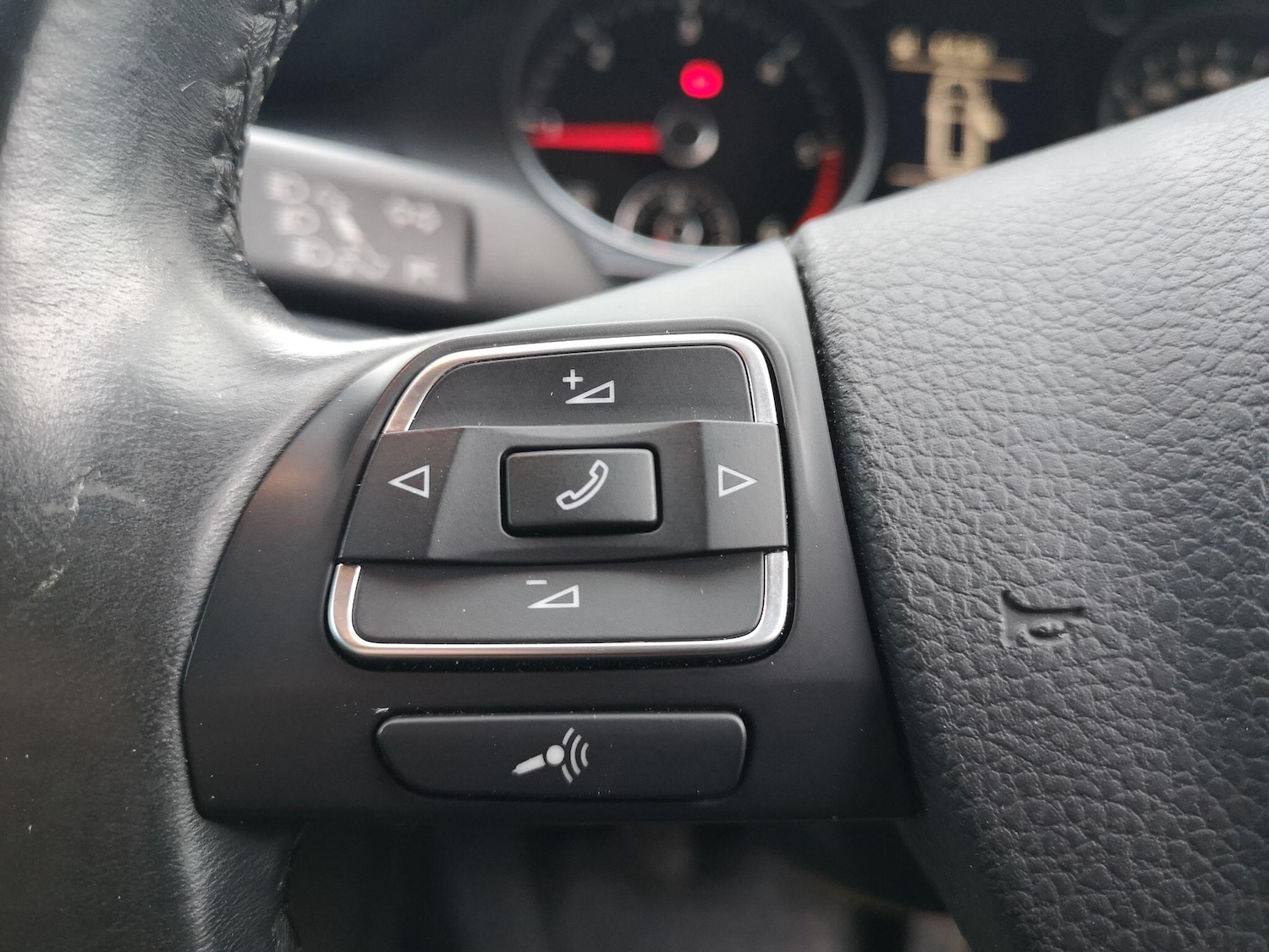 Used Volkswagen Passat 2014 for sale - 76765749: Photo 26