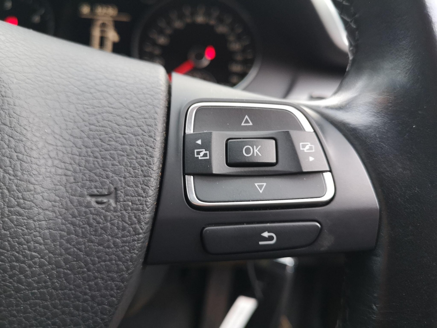 Used Volkswagen Passat 2014 for sale - 76765749: Photo 27