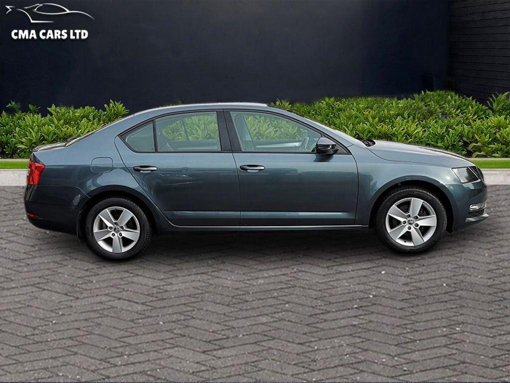 Used Skoda Octavia 2017 for sale - 76409405: Photo 8