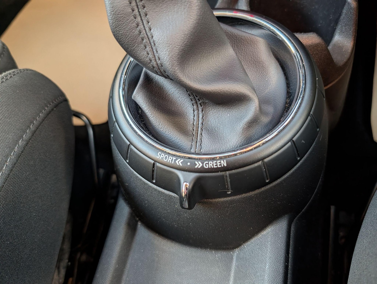 Used MINI Hatch 2015 for sale - 77564960: Photo 24