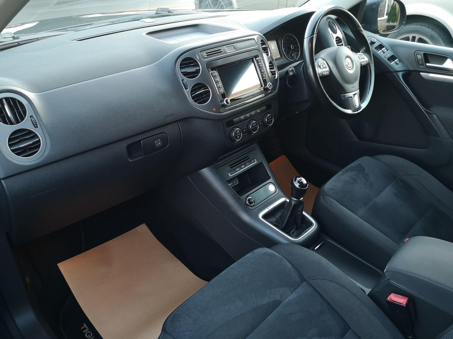 Used Volkswagen Tiguan 2016 for sale - 77103647: Photo 13