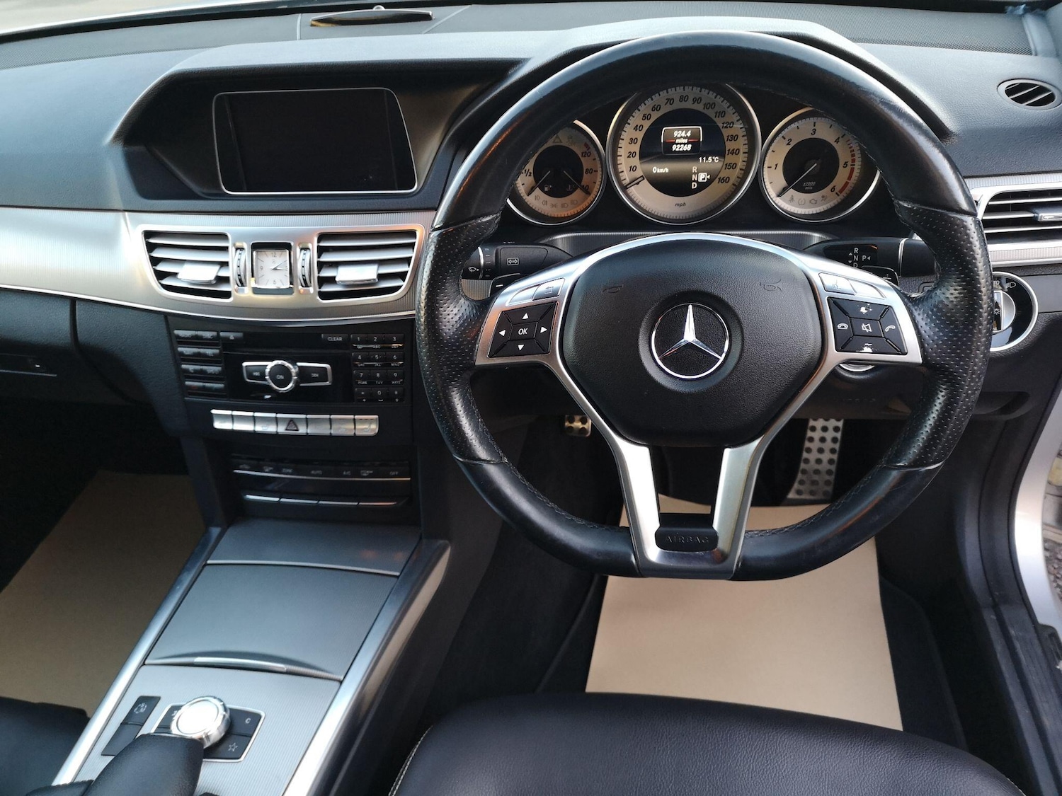 Used Mercedes-Benz E Class 2014 for sale - 77021170: Photo 22