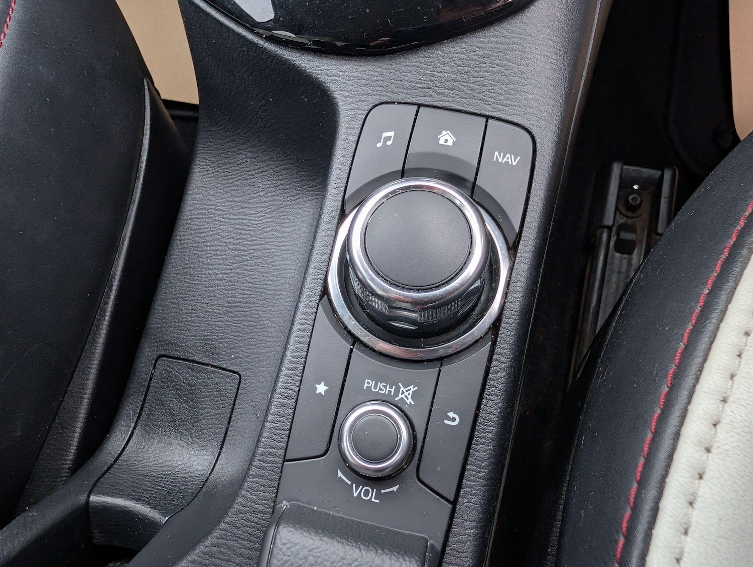 Used Mazda CX-3 for sale - 77683151: Photo 27