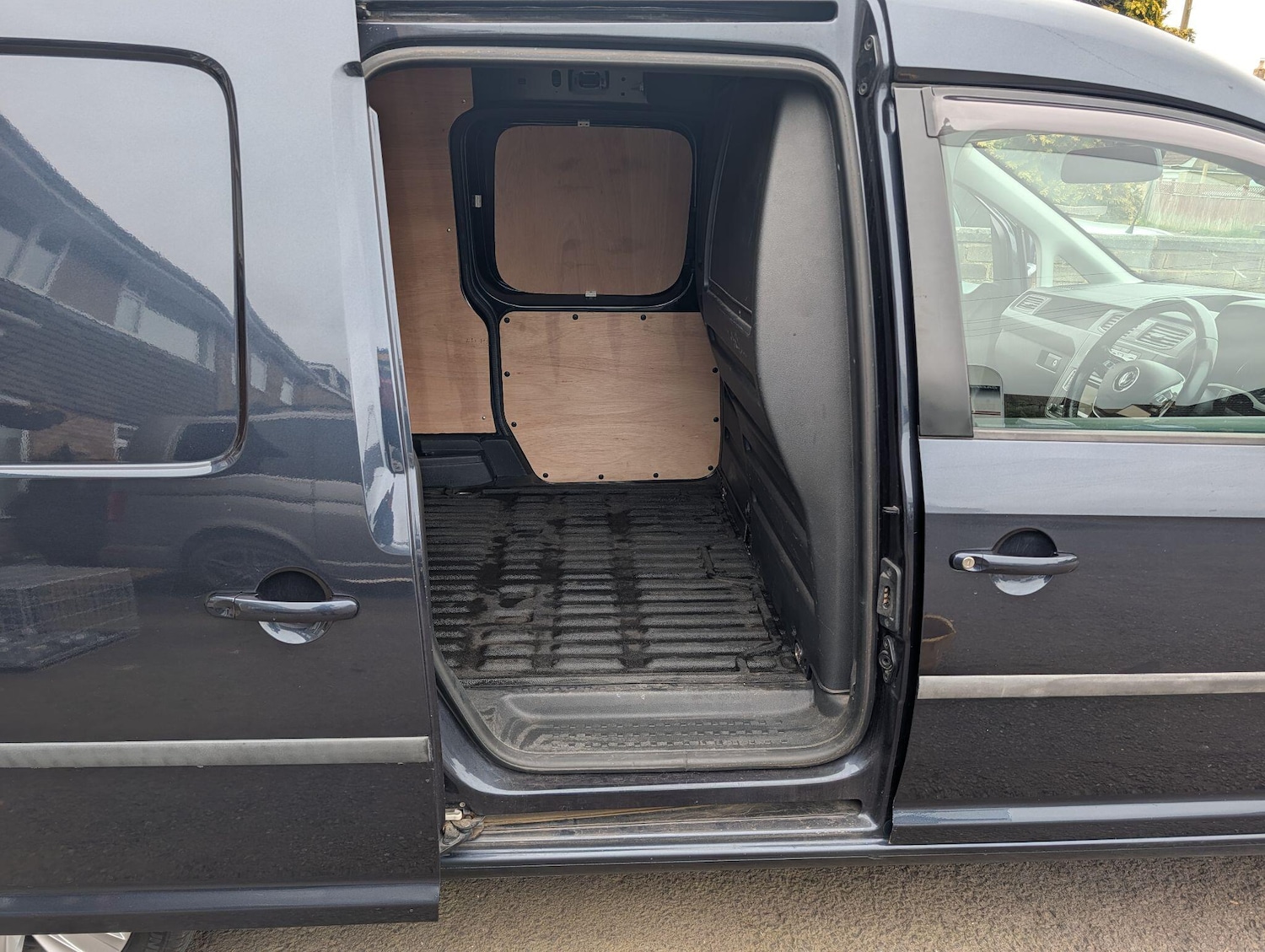 Used Volkswagen Caddy Maxi 2016 for sale - 78006509: Photo 12