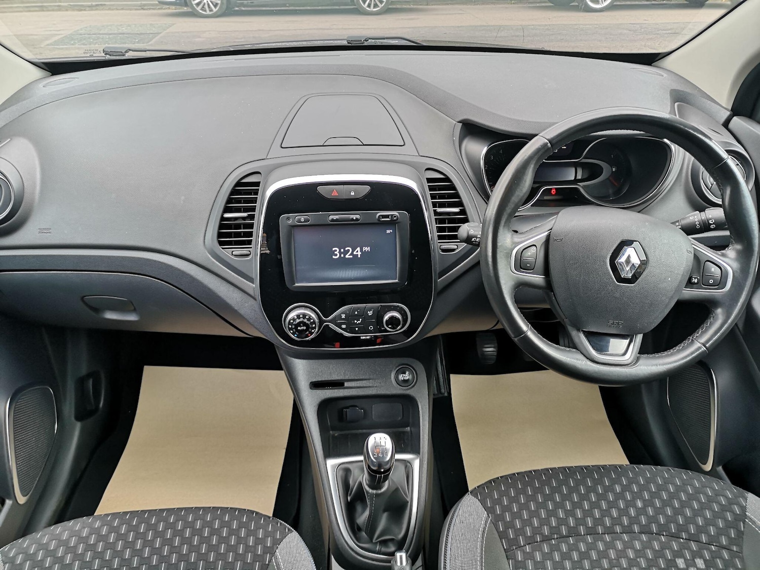 Used Renault Captur 2017 for sale - 76002156: Photo 14