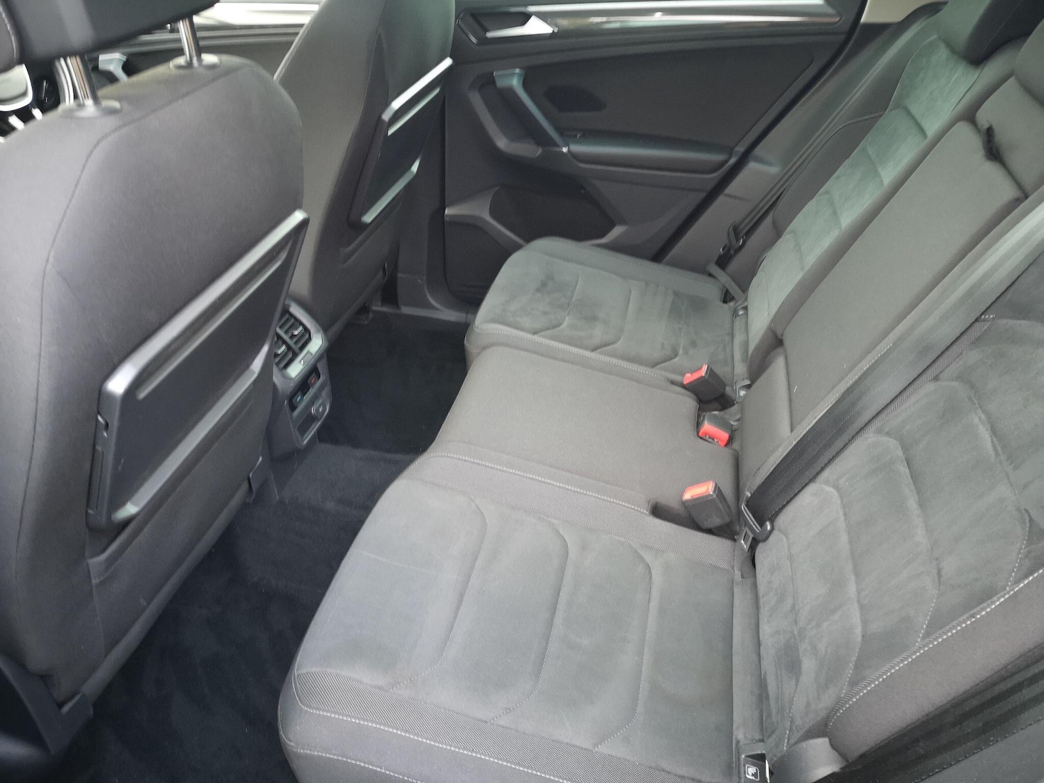 Used Volkswagen Tiguan for sale - 76645811: Photo 16