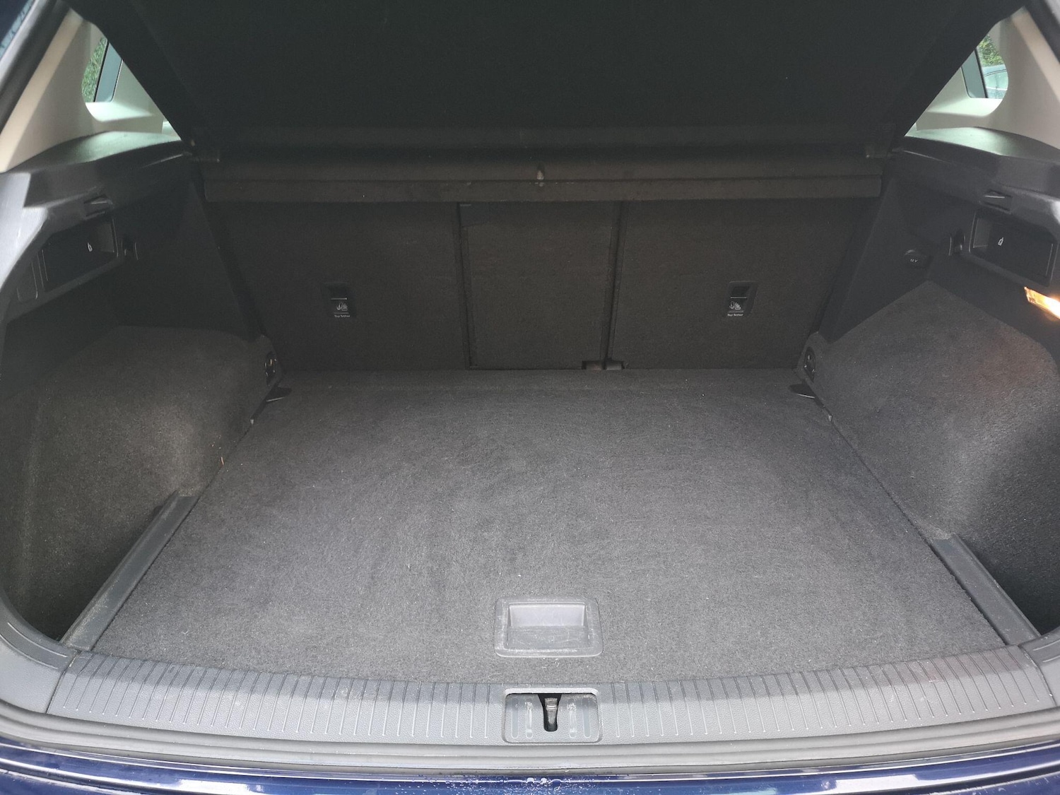 Used Volkswagen Tiguan for sale - 76645811: Photo 17