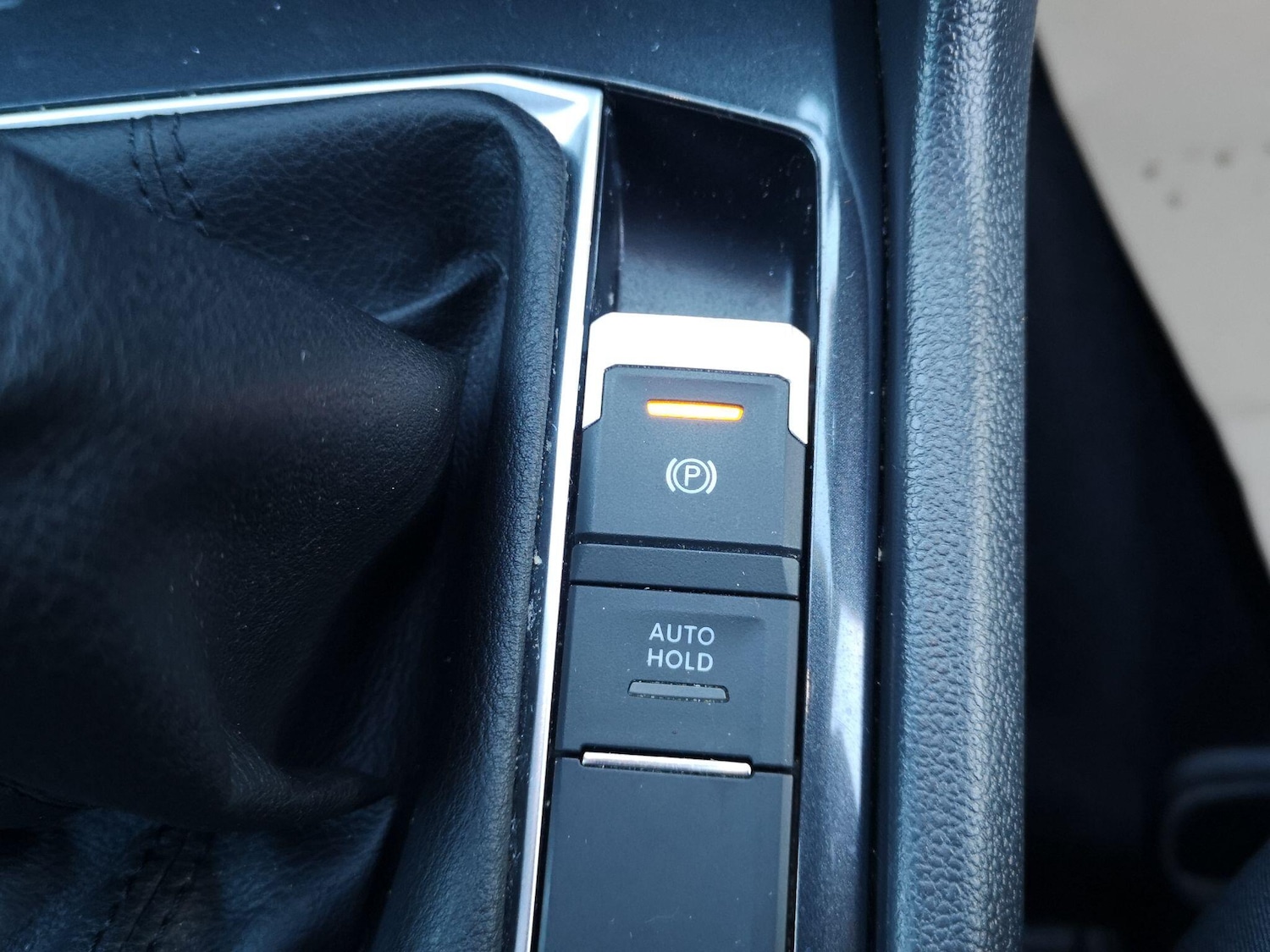 Used Volkswagen Tiguan for sale - 76645811: Photo 28