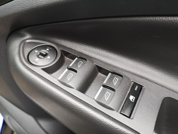 Used Ford Kuga 2016 for sale - 76189818: Photo 28