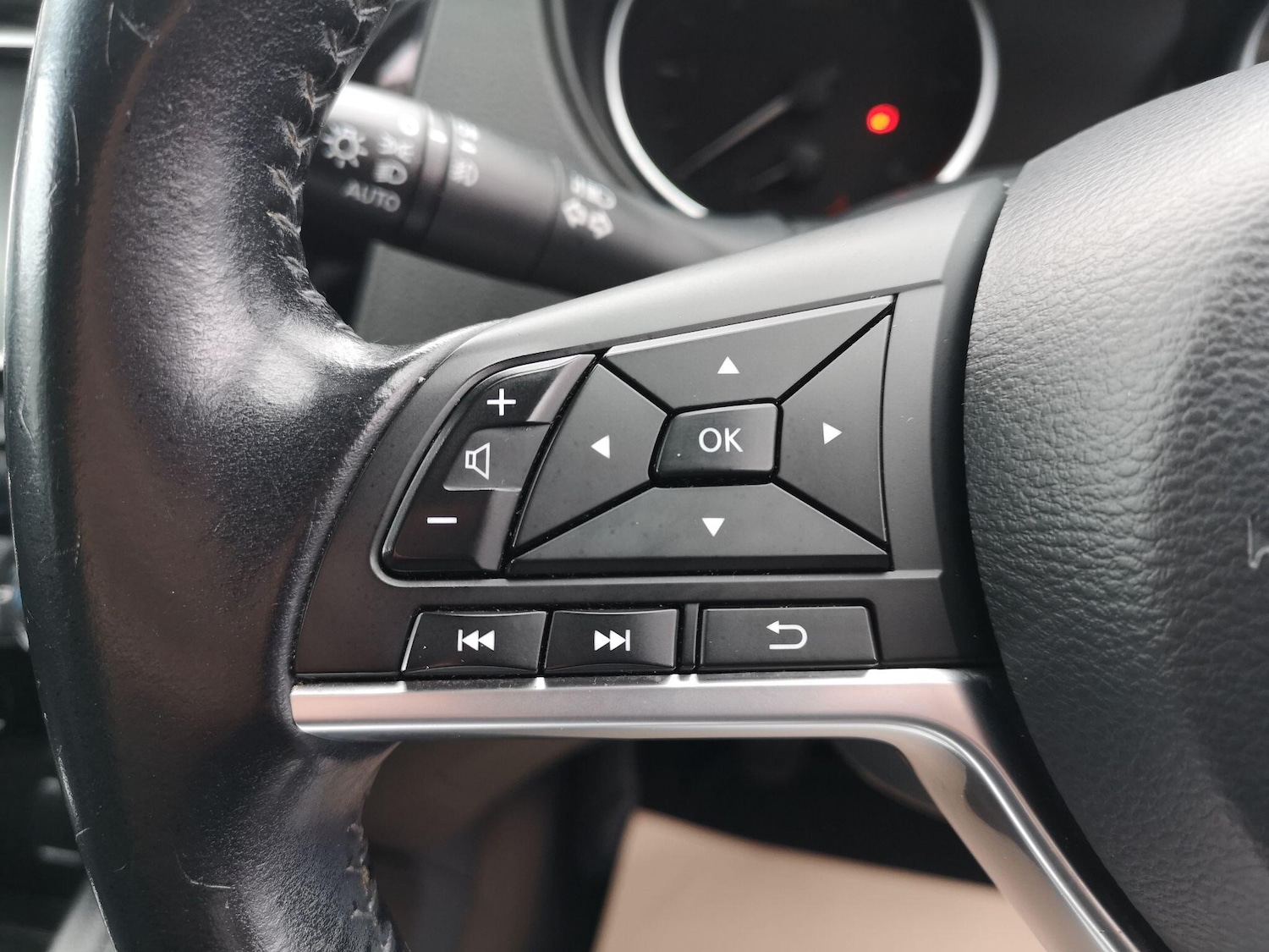 Used Nissan Qashqai 2018 for sale - 76498658: Photo 25