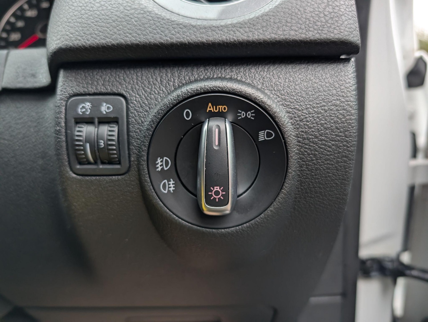 Used Volkswagen Tiguan for sale - 77174618: Photo 27