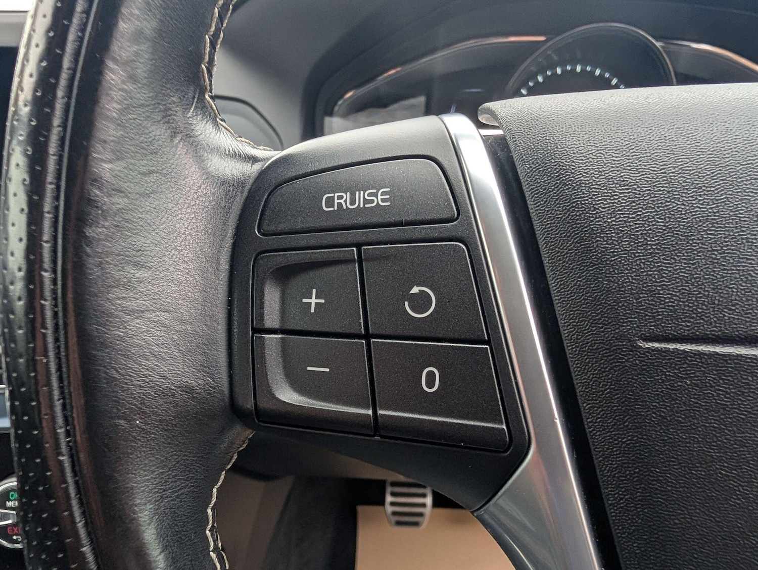 Used Volvo XC60 2015 for sale - 77598290: Photo 23