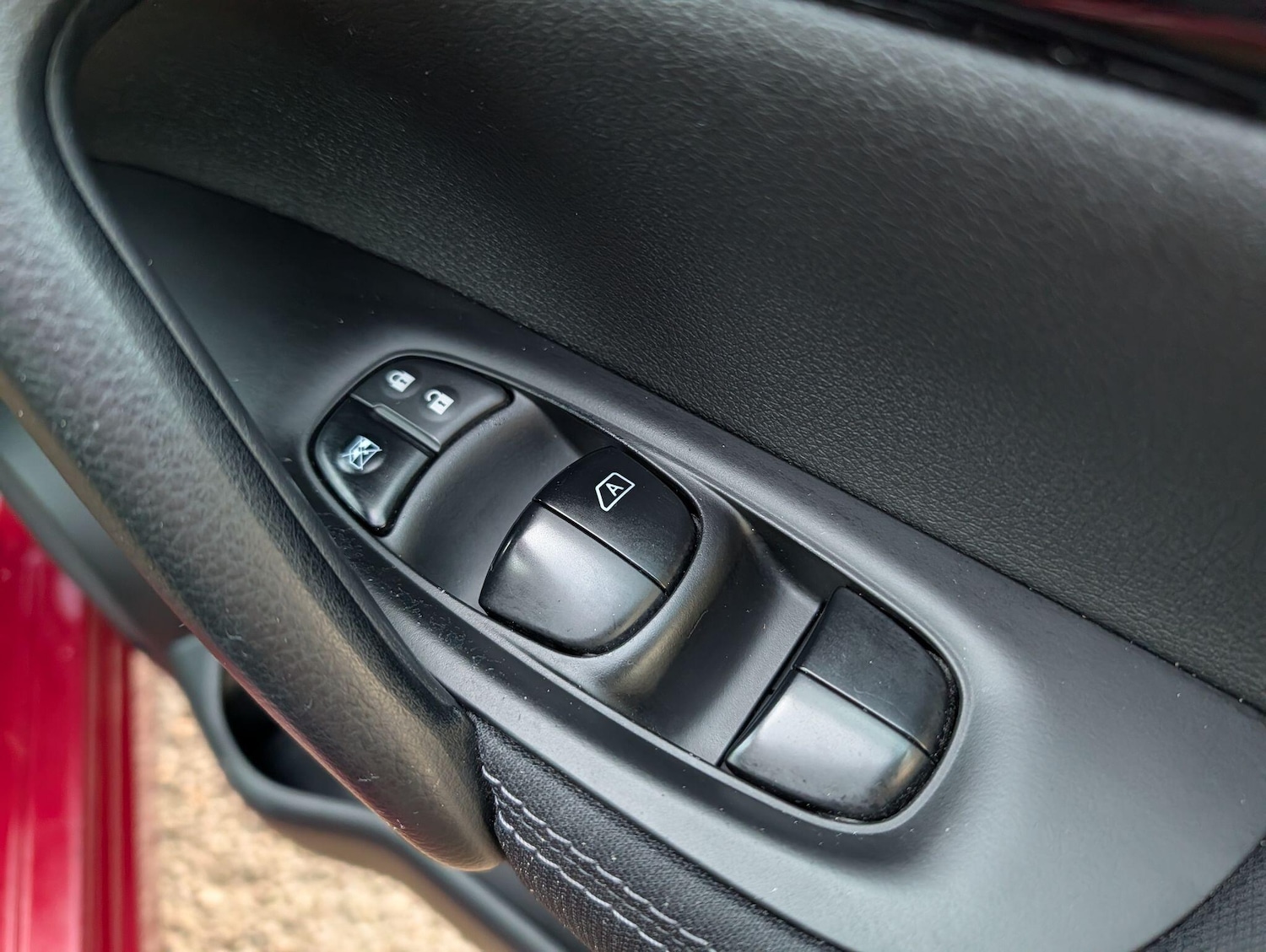 Used Nissan Qashqai 2016 for sale - 76926998: Photo 29