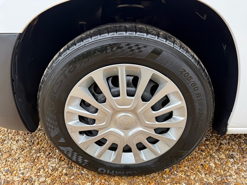 Used Toyota ProAce 2022 for sale - 78122348: Photo 25