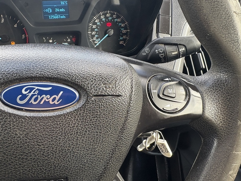 Used Ford Transit Custom 2015 for sale - 76490295: Photo 17