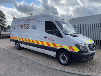 Mercedes-Benz - Sprinter