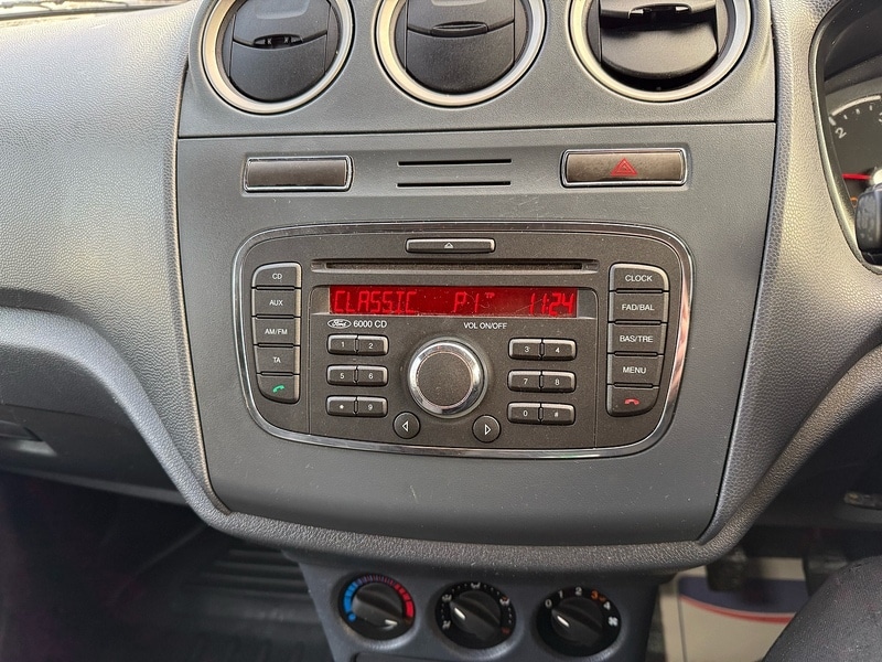 Used Ford Transit Connect 2010 for sale - 77027632: Photo 17