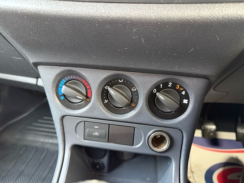 Used Ford Transit Connect 2010 for sale - 77027632: Photo 18