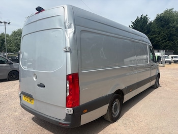 Used Mercedes-Benz Sprinter 2020 for sale - 79179213: Photo