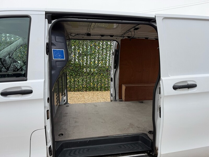 Used Mercedes-Benz Vito for sale - 77836599: Photo 24