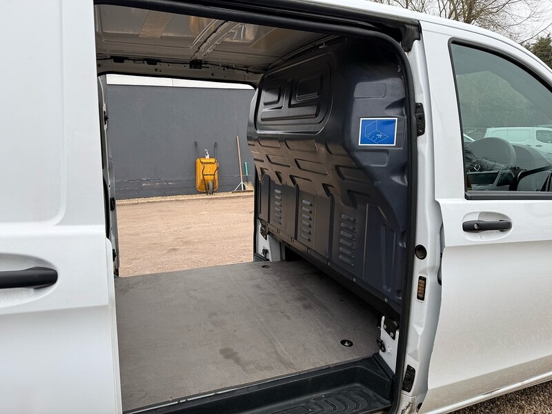 Used Mercedes-Benz Vito for sale - 77836599: Photo 27