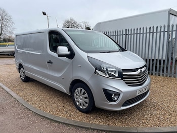 Vauxhall Vivaro feature image