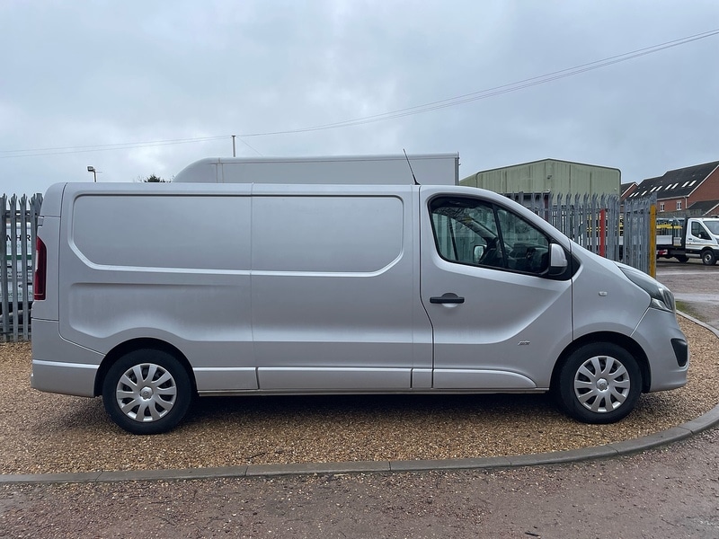 Used Vauxhall Vivaro 2016 for sale - 77404564: Photo 5