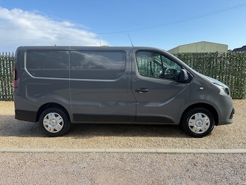 Used Renault Trafic 2015 for sale - 79394814: Photo