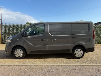 Used Renault Trafic 2015 for sale - 79394814: Photo
