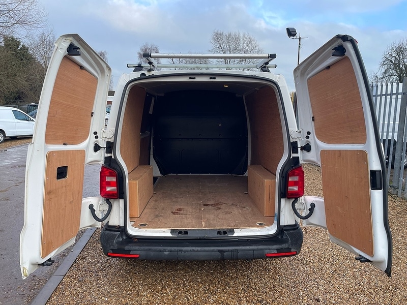 Used Volkswagen Transporter 2019 for sale - 77445471: Photo 2