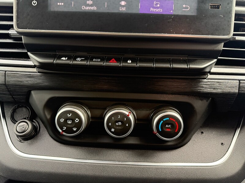 Used Renault Trafic 2023 for sale - 78122340: Photo 19