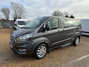Used Ford Tourneo Custom 2022 for sale - 76748892: Photo