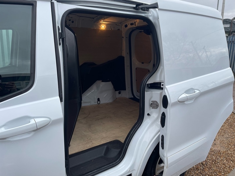 Used Ford Transit Courier 2022 for sale - 77233469: Photo 9