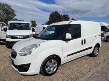 Used Vauxhall Combo 2016 for sale - 75123111: Photo
