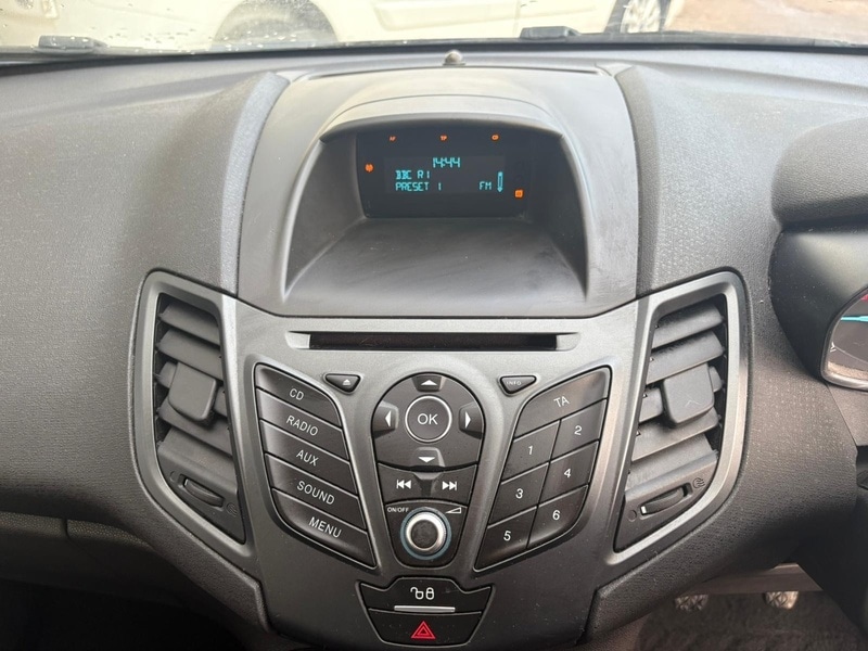 Used Ford Fiesta 2017 for sale - 76518482: Photo 14