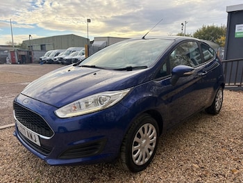 Used Ford Fiesta 2017 for sale - 76518482: Photo