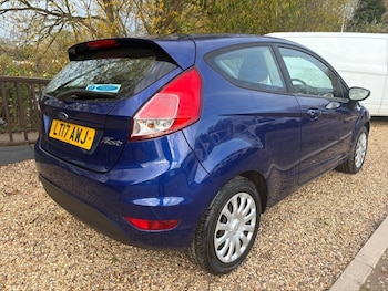 Used Ford Fiesta 2017 for sale - 76518482: Photo
