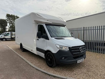 Mercedes-Benz - Sprinter