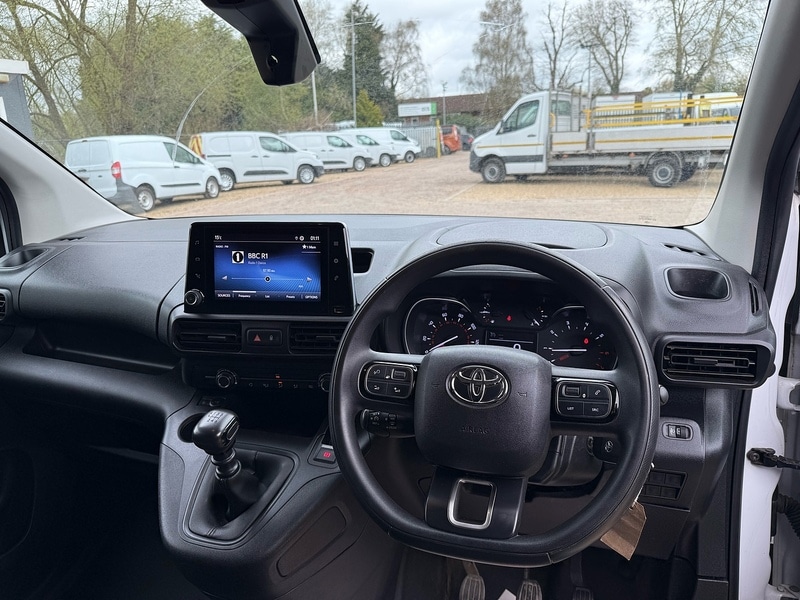 Used Toyota ProAce 2022 for sale - 78122349: Photo 14